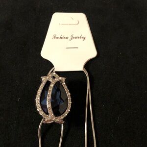 Fashion Jewelry Silver Necklace/Bolo with Deep Blue Teardrop Rose 34”